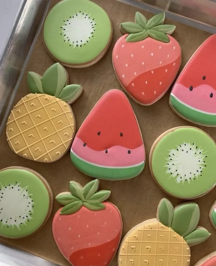 Pin by Jeanette Eder on DIY: cookie decorating | Summer sugar cookies, sugar cookie royal icing, sugar cookie designs